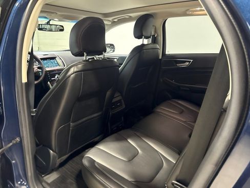 Used 2017 Ford Edge Titanium w/ Technology Package AWD/4WD image 33