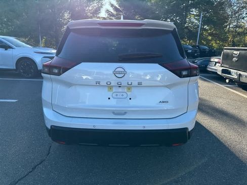 New 2026 Nissan Rogue SV image 5