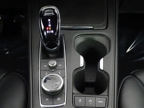 Used 2023 Cadillac XT4 Premium Luxury image 40