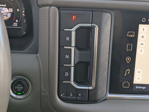 Used 2023 GMC Yukon XL Denali image 23