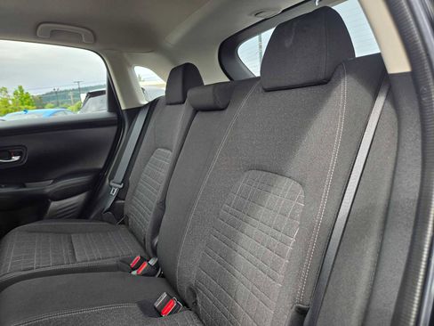 Used 2023 Honda HR-V LX image 16