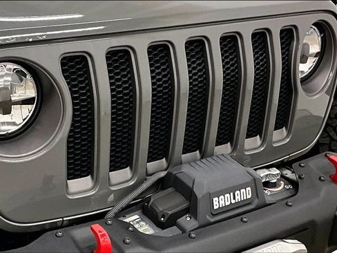Used 2019 Jeep Wrangler Unlimited Rubicon AWD/4WD image 32