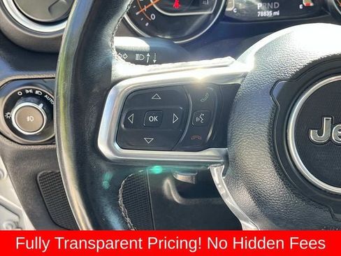 Used 2022 Jeep Wrangler Unlimited Sahara w/ LED Lighting Group AWD/4WD image 28