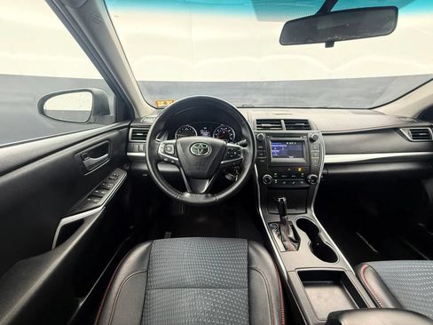 Used 2015 Toyota Camry SE FWD image 20