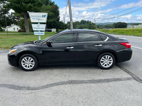 Used 2016 Nissan Altima 2.5 S w/ Power Driver Seat Package FWD image 9