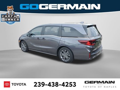 Used 2025 Honda Odyssey Touring image 11