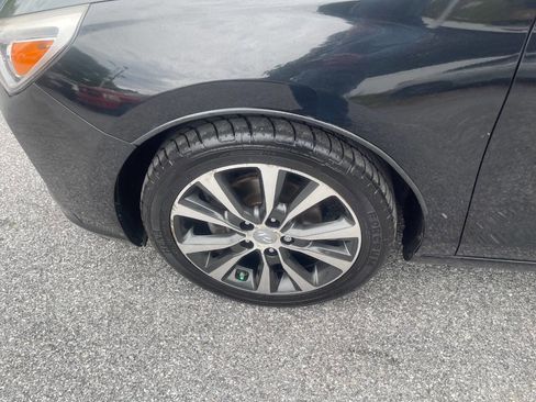 Used 2018 Hyundai Elantra GT FWD image 31