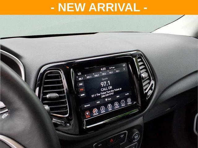 Used 2019 Jeep Compass Limited AWD/4WD image 27
