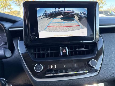 Used 2024 Toyota Corolla LE image 23