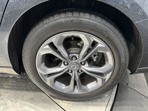 Certified 2024 Honda Accord EX image 9