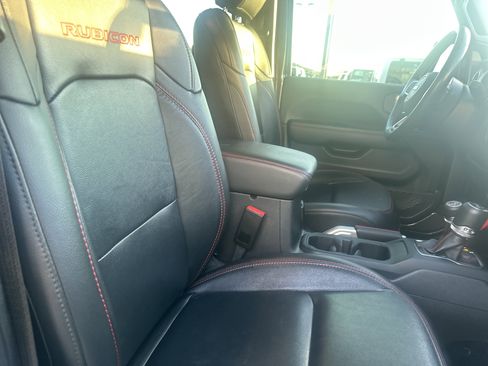 Used 2021 Jeep Wrangler Unlimited Rubicon w/ Xtreme Recon 35" Tire Package image 33