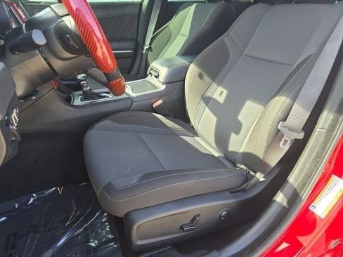 Used 2022 Dodge Charger SXT RWD image 5