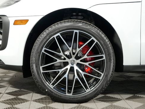 New 2026 Porsche Macan S image 13