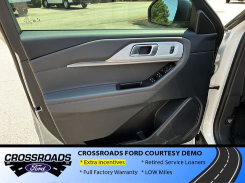 New 2026 Ford Explorer Active w/ Active Comfort Package AWD/4WD image 12