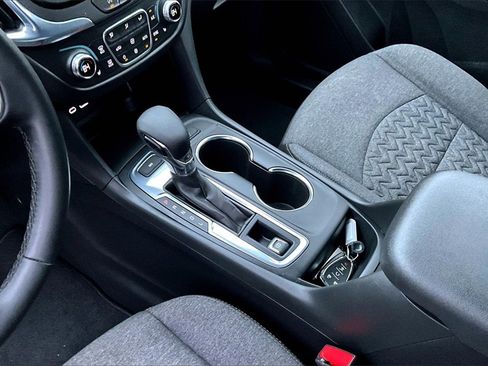 Used 2023 Chevrolet Equinox LT w/ Driver Convenience Package image 15