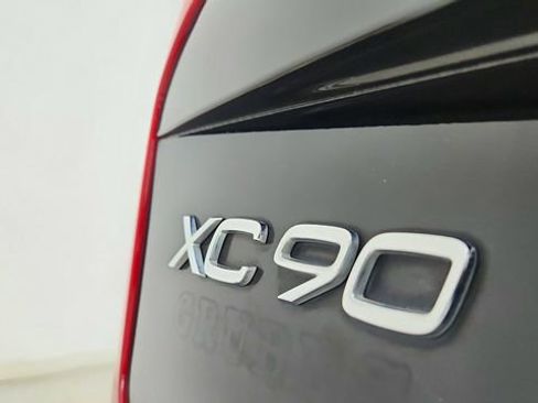 Used 2021 Volvo XC90 T6 Inscription w/ Climate Package image 18