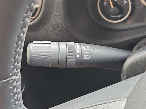 Used 2017 Jeep Wrangler 75th Anniversary image 25