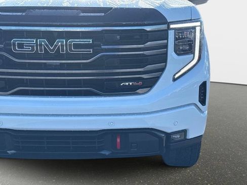 Used 2026 GMC Sierra 1500 AT4 w/ AT4 Premium Package AWD/4WD image 9
