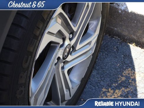 Used 2023 Hyundai Santa Fe SEL FWD image 23