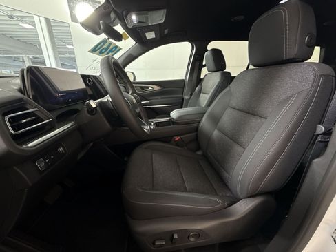 New 2026 Chevrolet Traverse LT w/ Driver Confidence Package image 13