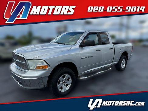 Used 2012 RAM 1500 Classic SLT AWD/4WD image 1
