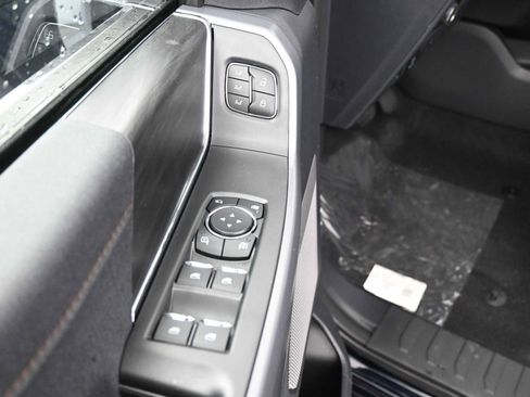 New 2025 Ford F150 Lariat w/ Equipment Group 502A High image 25