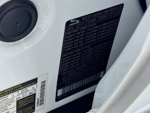 Used 2017 Jaguar F-PACE S image 34