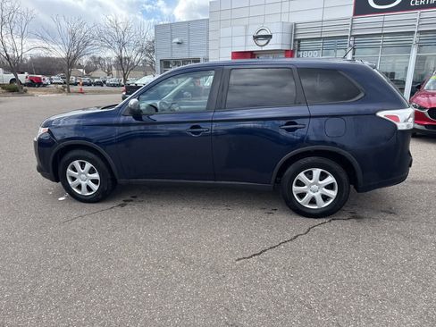 Used 2015 Mitsubishi Outlander ES image 8