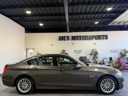 Used 2012 BMW 535i xDrive Sedan AWD/4WD image 4