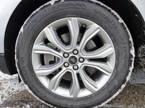 Used 2023 Ford Edge Titanium w/ Equipment Group 301A image 13