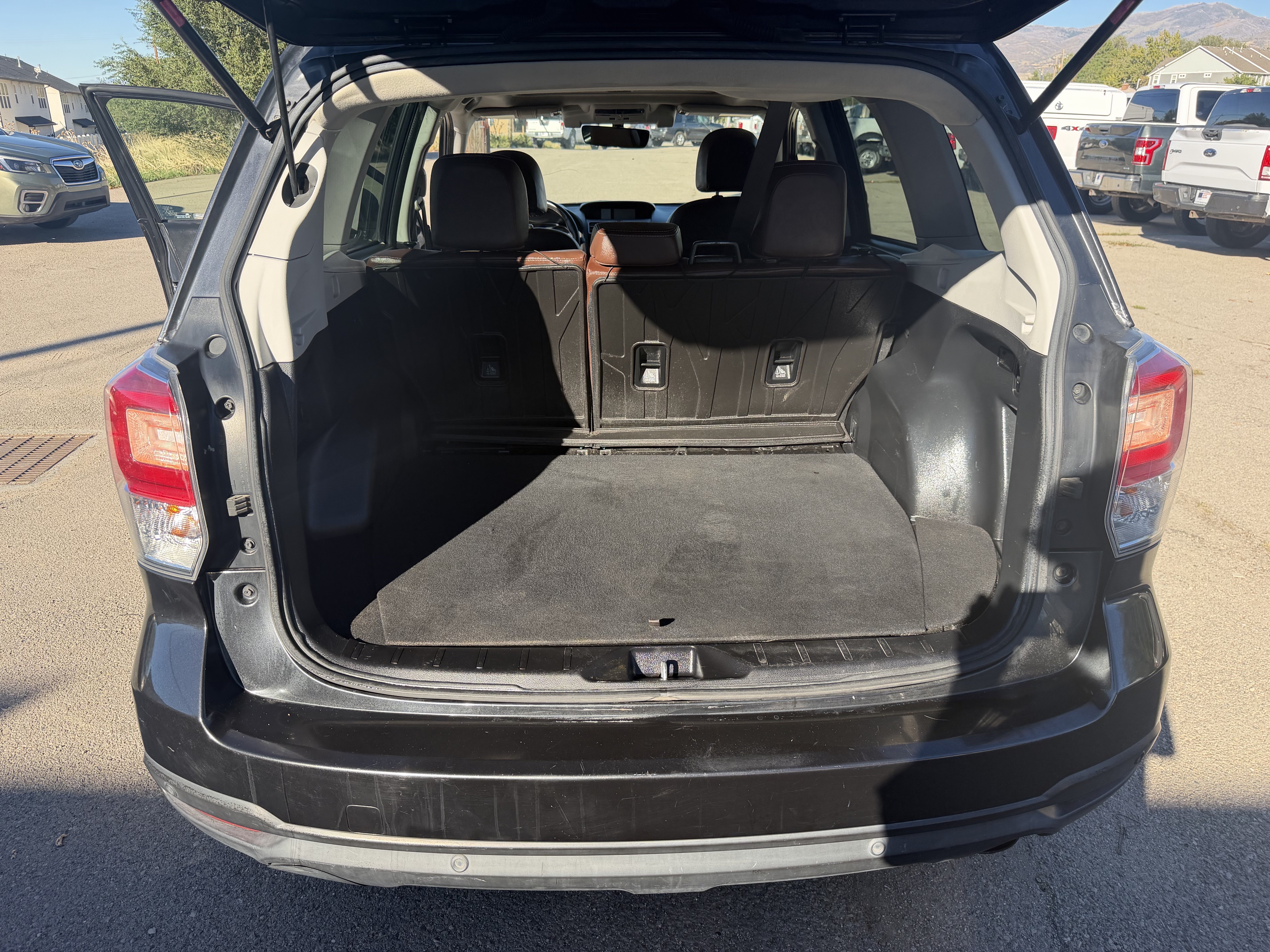 Used 2018 Subaru Forester 2.5i Touring AWD/4WD image 25