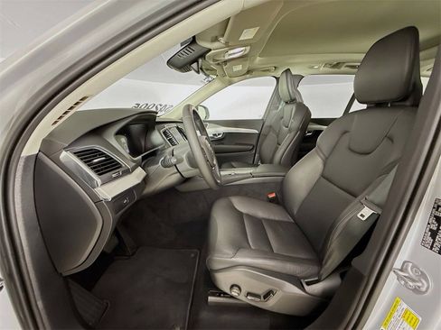Certified 2024 Volvo XC90 B5 Core w/ Protection Package Premier image 21