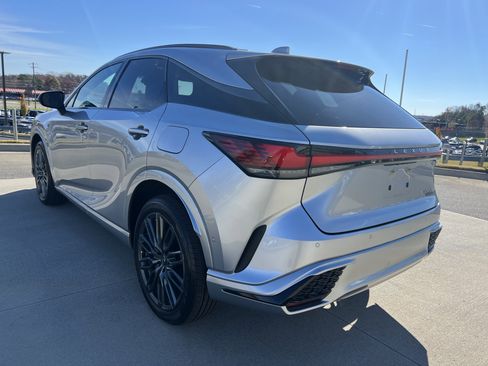 Used 2024 Lexus RX 500h F Sport image 7