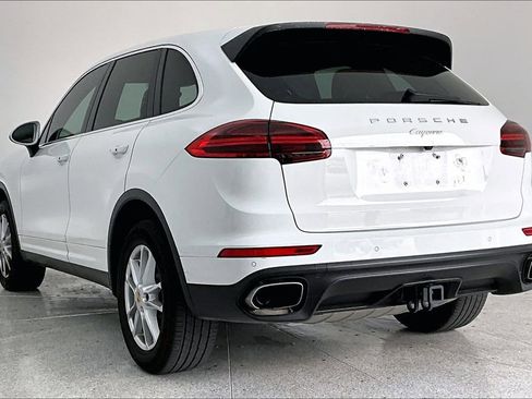 Used 2016 Porsche Cayenne AWD/4WD image 15