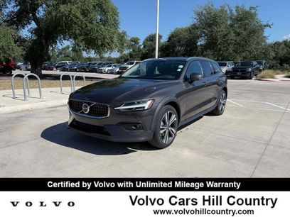 Certified 2025 Volvo V60 B5 Cross Country Plus