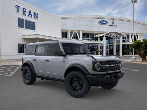 New 2026 Ford Bronco Big Bend w/ Black Diamond Package image 7