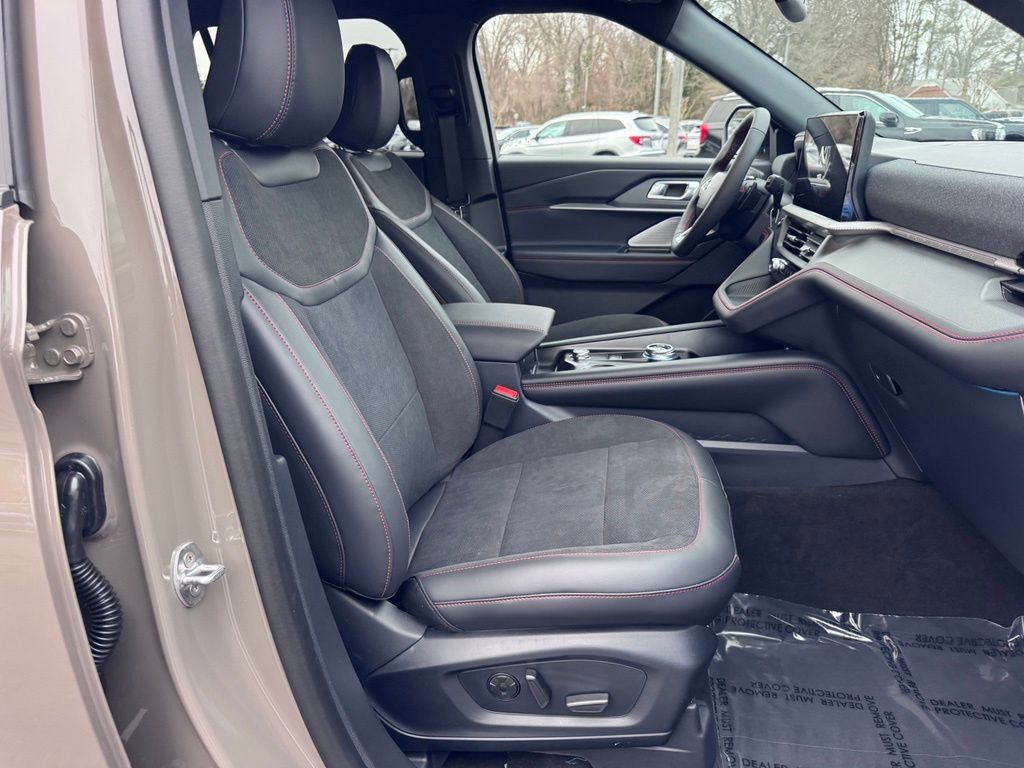 Used 2026 Ford Explorer ST w/ Sun And Sound Package RWD image 26
