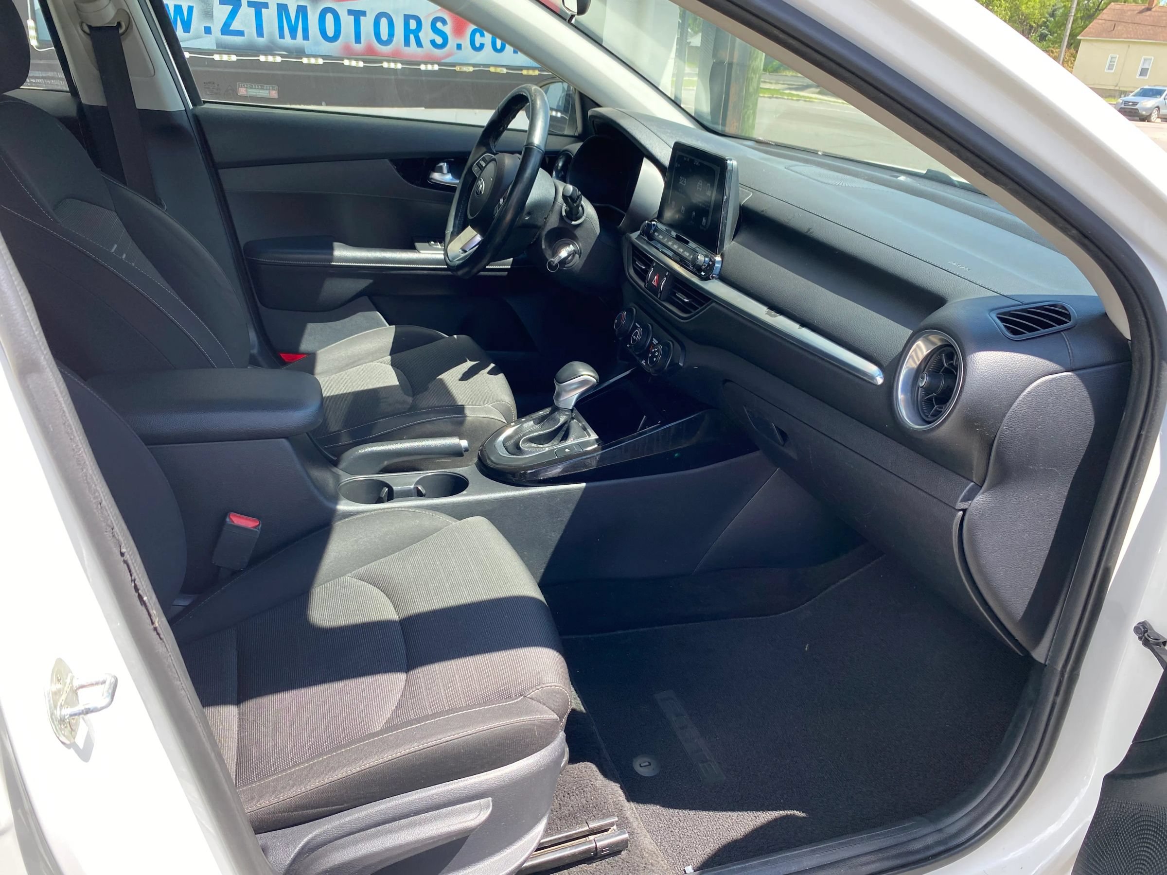 Used 2019 Kia Forte EX FWD image 11