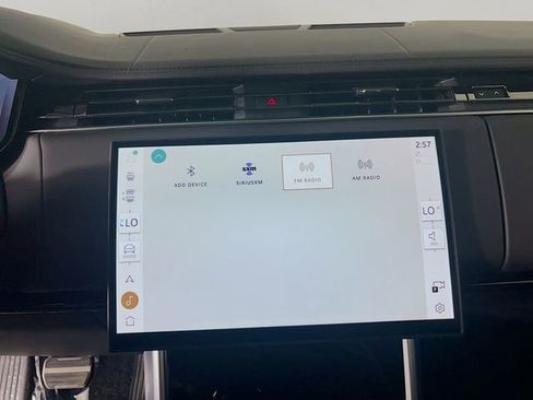 New 2026 Land Rover Range Rover SE image 15