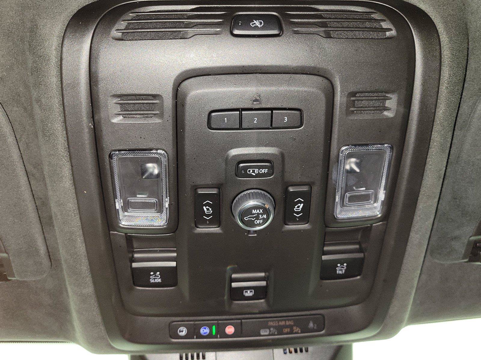 Used 2023 Cadillac Escalade Sport Platinum w/ LPO, ONYX Package AWD/4WD image 34