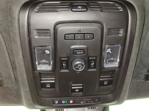 Used 2023 Cadillac Escalade Sport Platinum w/ LPO, ONYX Package AWD/4WD image 34