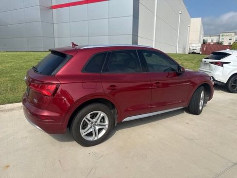 Used 2018 Audi Q5 2.0T Premium AWD/4WD image 3