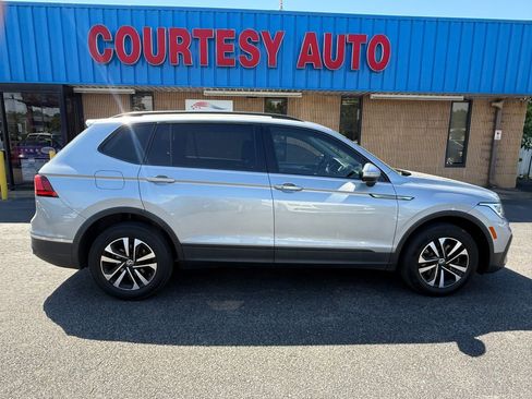 Used 2022 Volkswagen Tiguan S AWD/4WD image 8