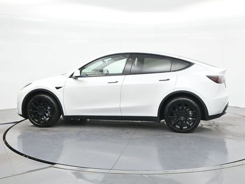 Used 2023 Tesla Model Y Long Range AWD/4WD image 8