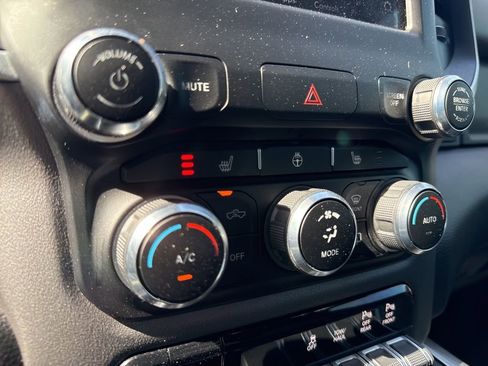 Used 2021 RAM 1500 Big Horn AWD/4WD image 22