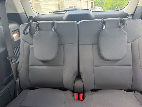 New 2026 Ford Explorer Active RWD image 12