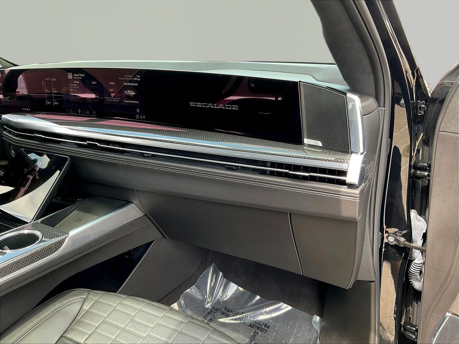 Used 2026 Cadillac Escalade ESV V w/ LPO, ONYX Package AWD/4WD image 27
