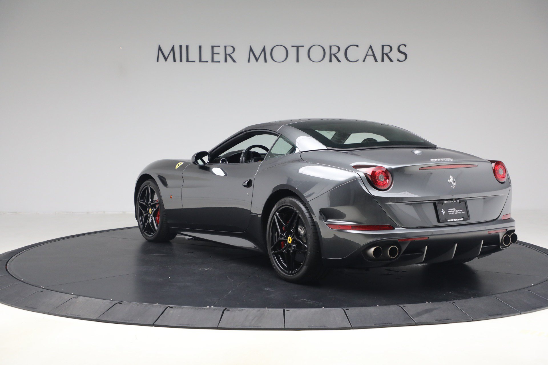Certified 2015 Ferrari California T RWD image 35