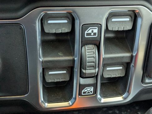 New 2026 Jeep Wrangler Unlimited Sport image 22