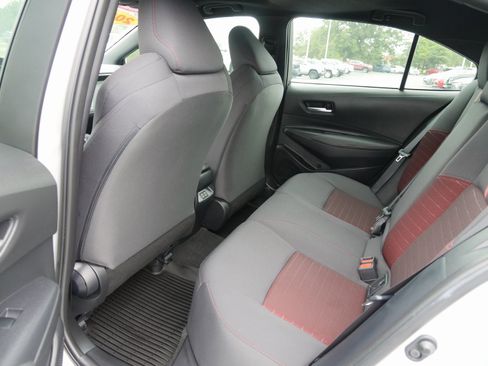 Used 2023 Toyota Corolla SE image 12